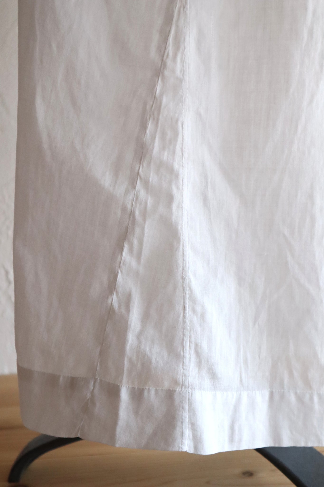 1900s French Hand-Sewn Cotton Lawn Dress