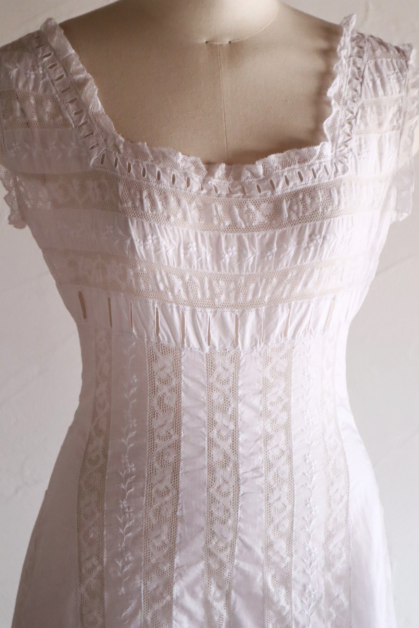 1910s French Hand-Sewn Valenciennes Lace Dress
