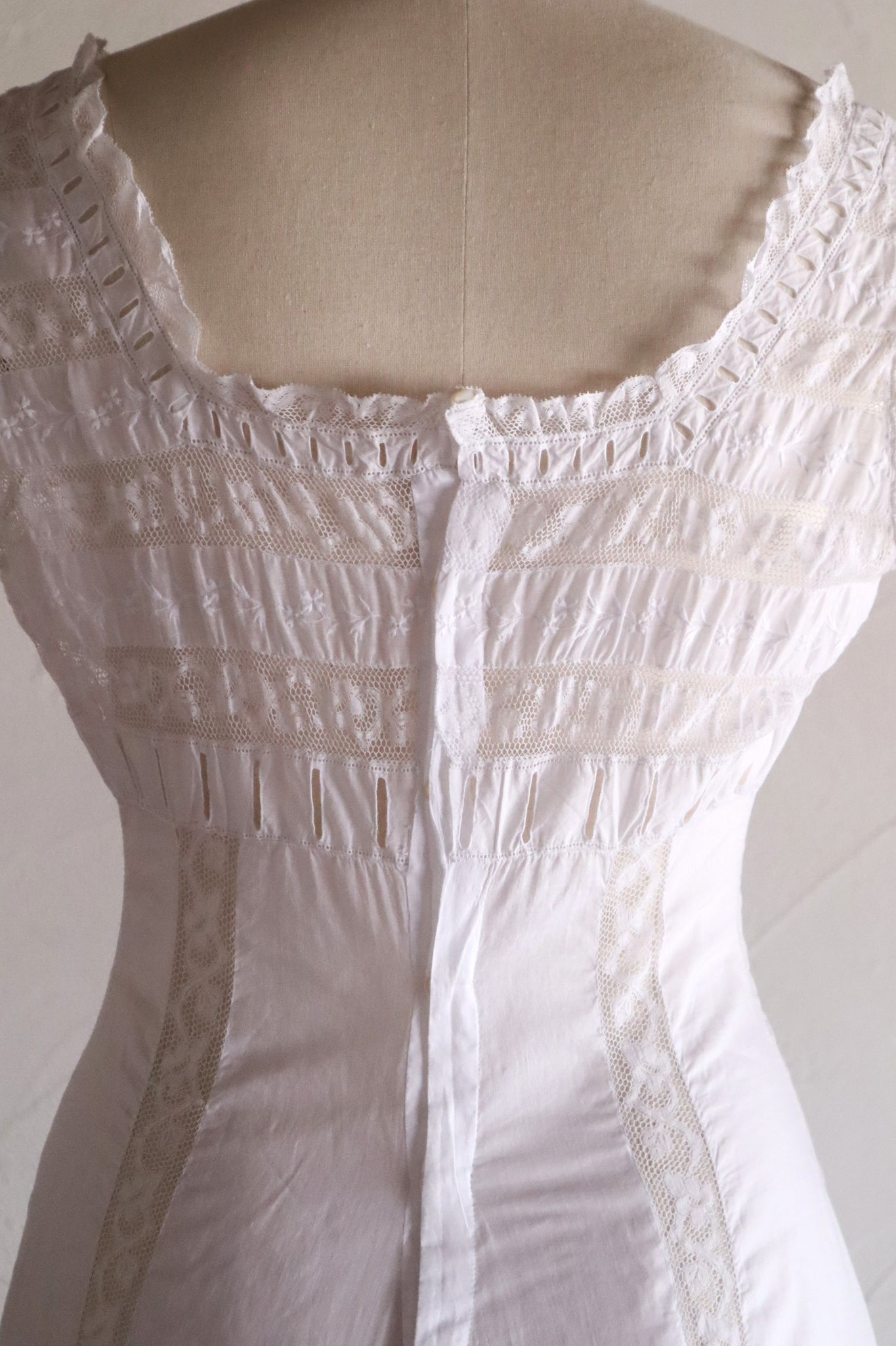 1910s French Hand-Sewn Valenciennes Lace Dress