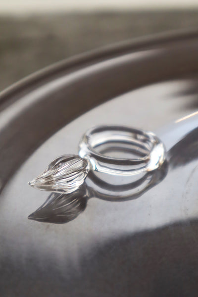 Bourgeon – glass ring