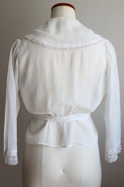 1910s Lavender Crochet Trim Blouse