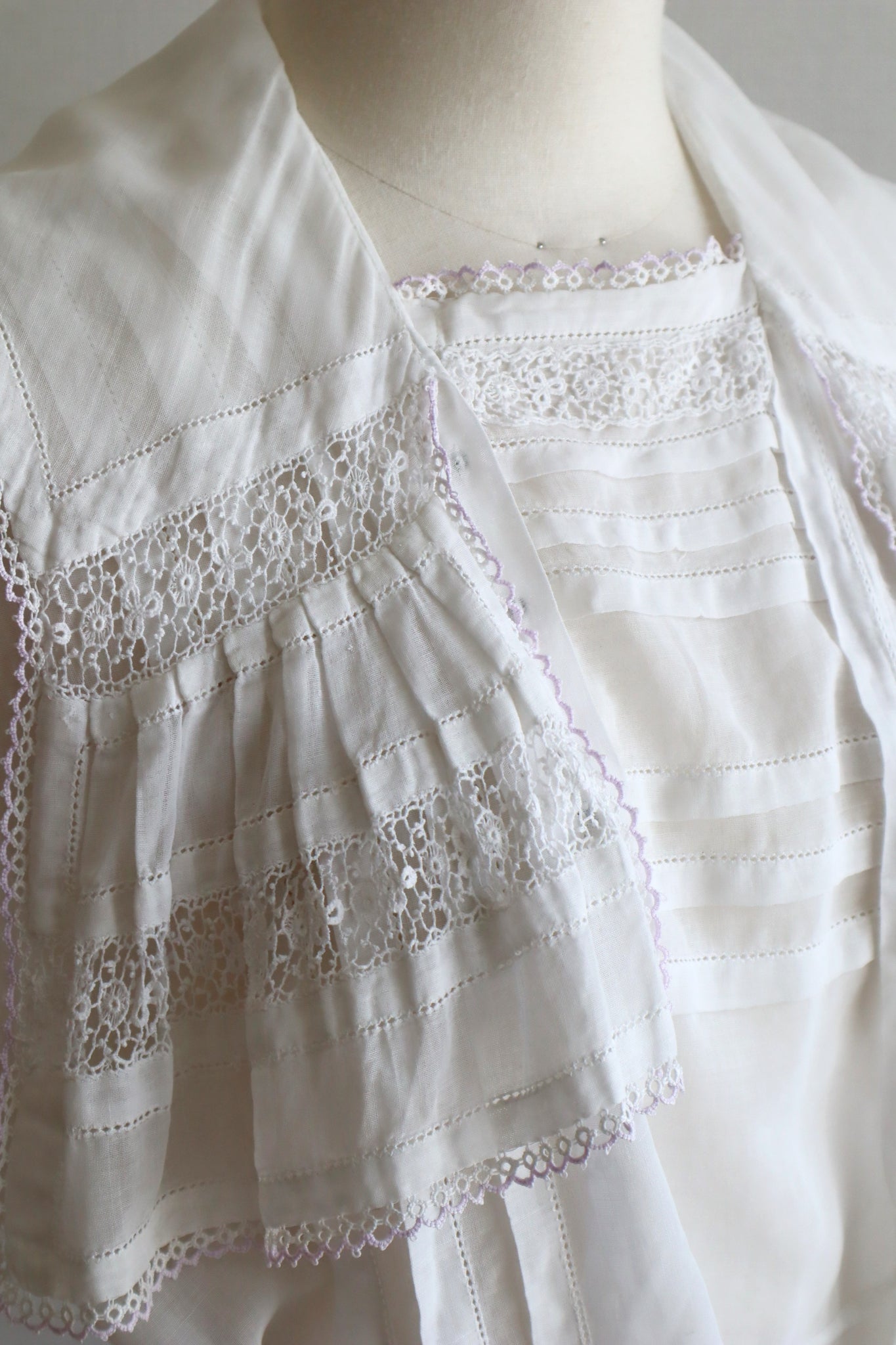 1910s Lavender Crochet Trim Blouse