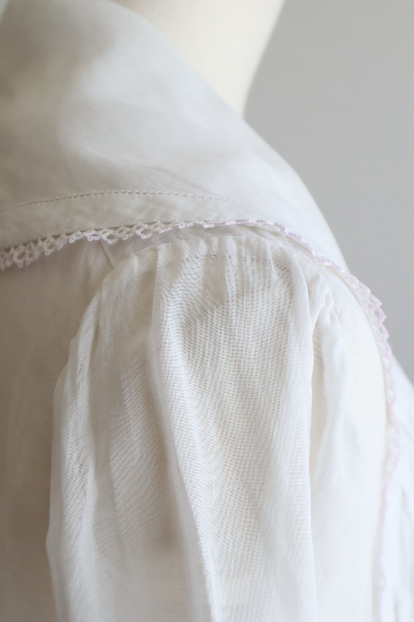 1910s Lavender Crochet Trim Blouse