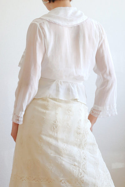 1910s Lavender Crochet Trim Blouse