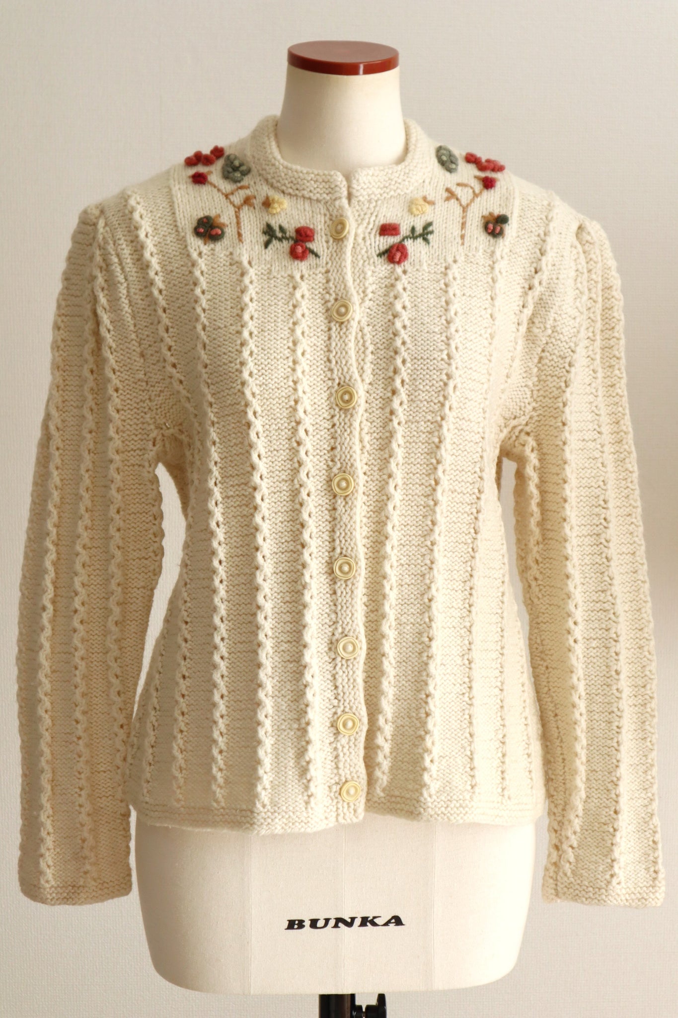 70s Fluffy Yarn Austrian Cardigan