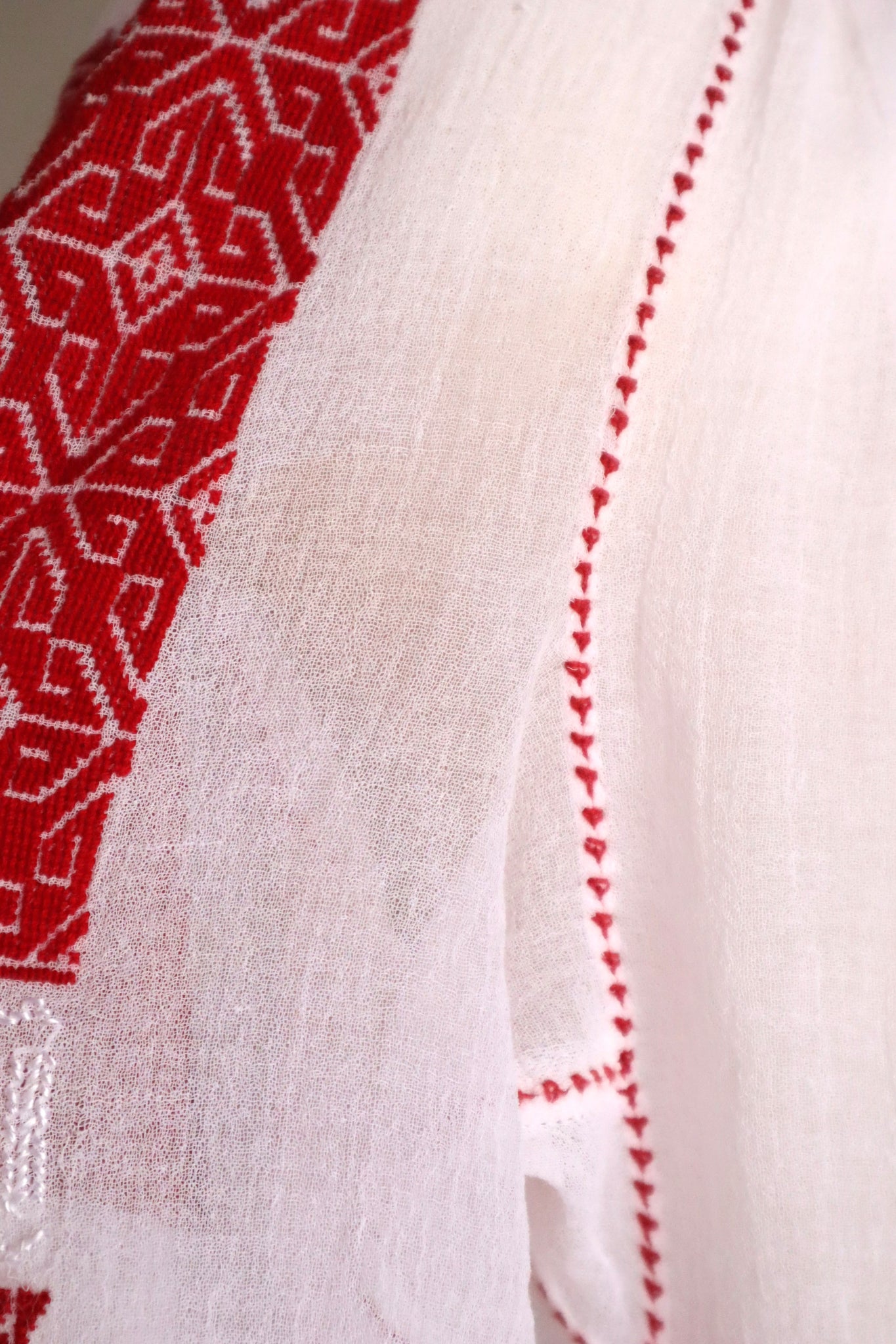 1940s~1950s Romanian Blouse Red