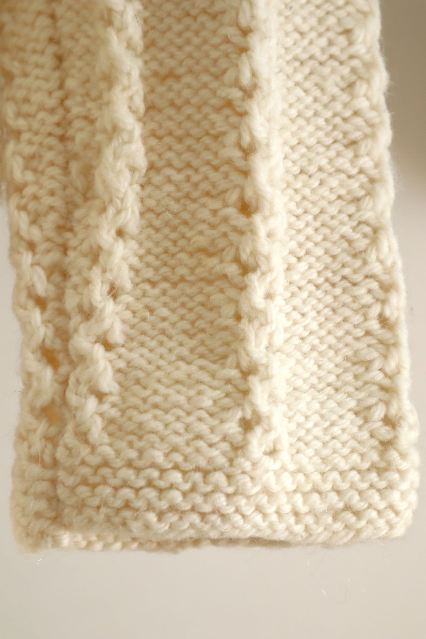 70s Fluffy Yarn Austrian Cardigan