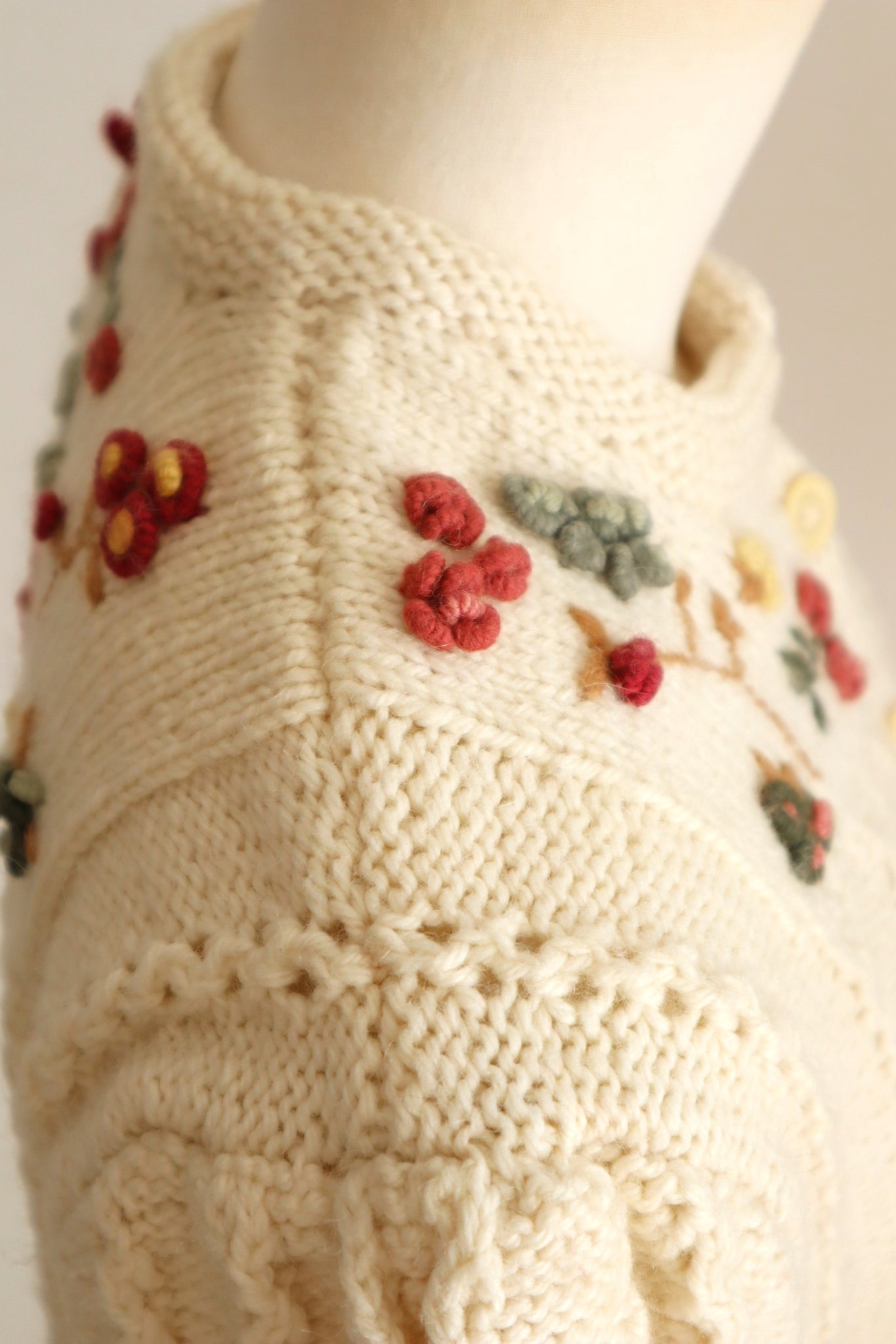 70s Fluffy Yarn Austrian Cardigan