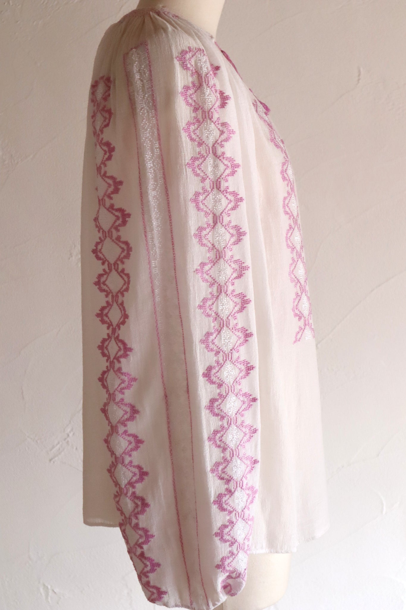 70s Embroidery Romanian Blouse Pink