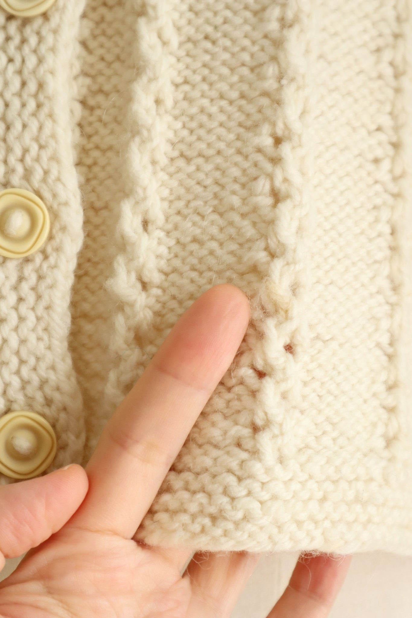 70s Fluffy Yarn Austrian Cardigan