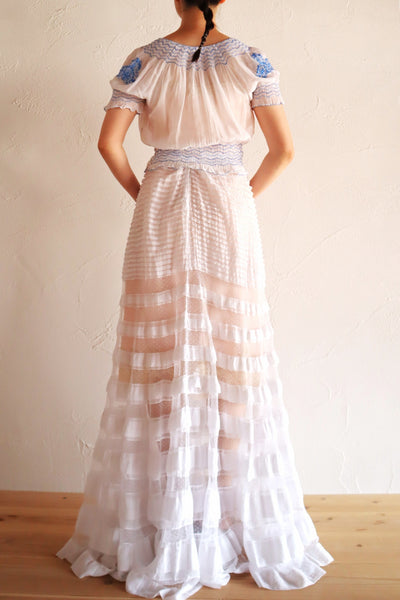 Late 1930s Hungarian Hand Embroidered Smocked Blouse