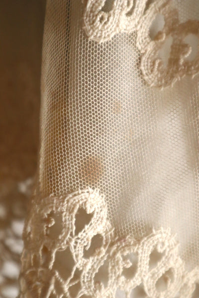 1920s Cotton Tulle Cape Collar with Hand Bobbin Lace Trim
