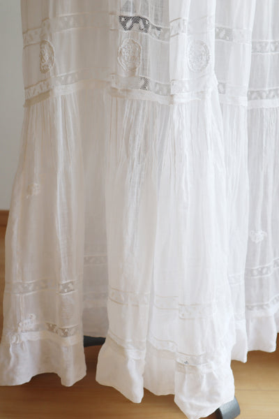 1900s Patch Embellished Muslin Cotton Dress
