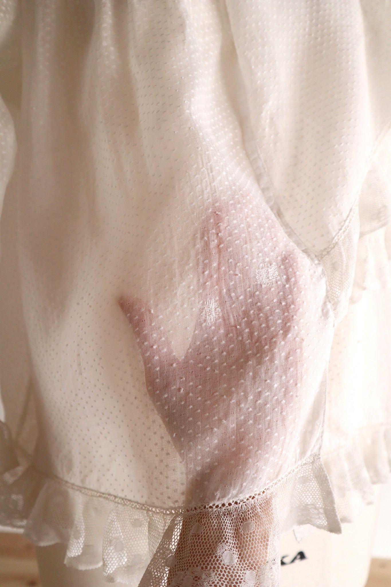1910s Swiss Dot Big Collar Bed Jacket
