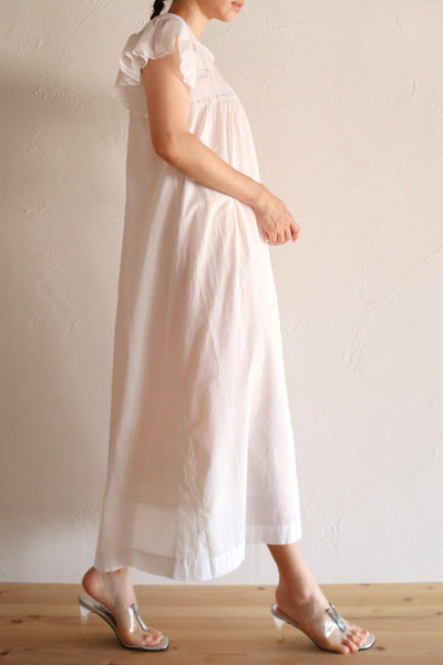 1900s French Hand-Sewn Cotton Lawn Dress