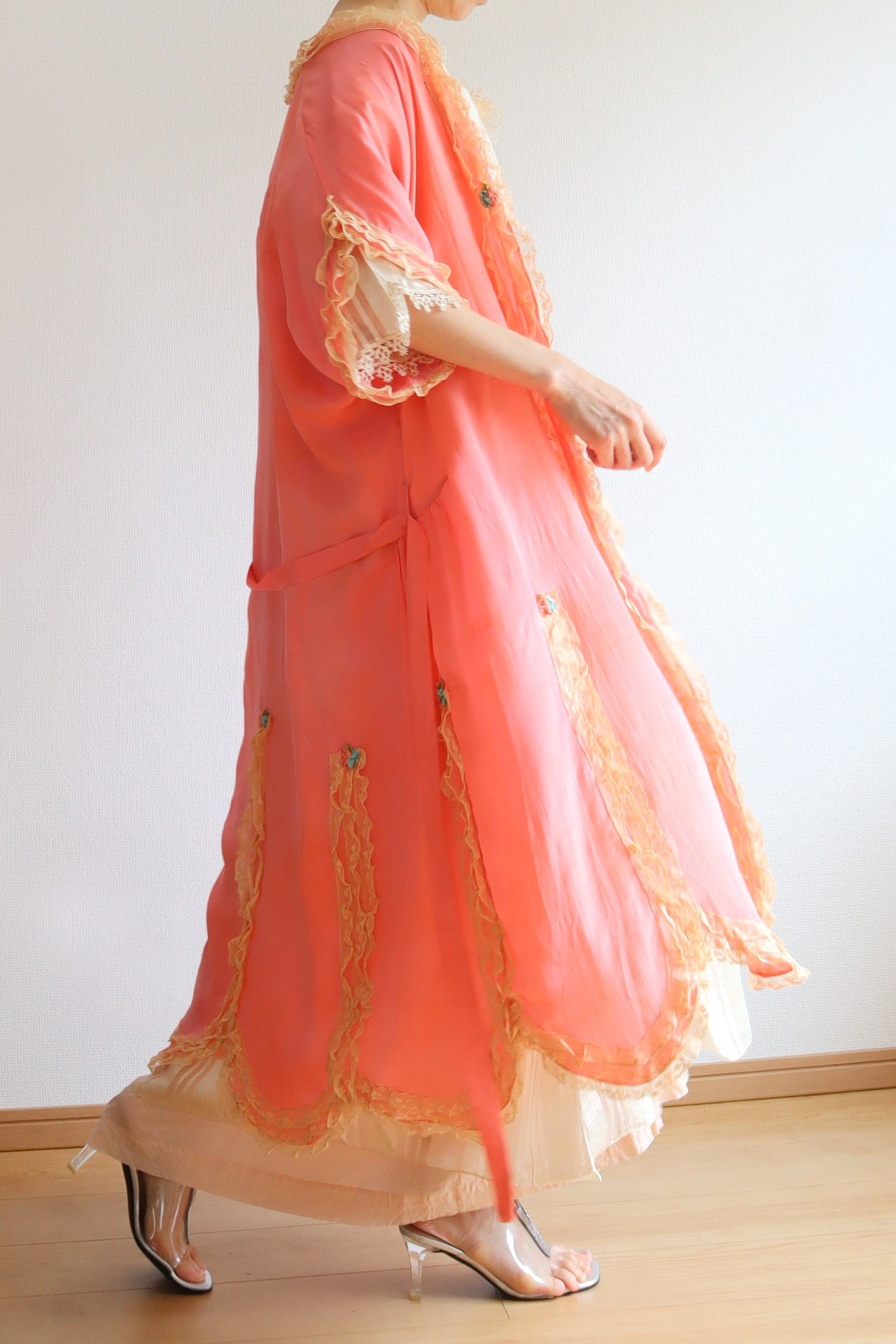 1920s Pink Silk Robe