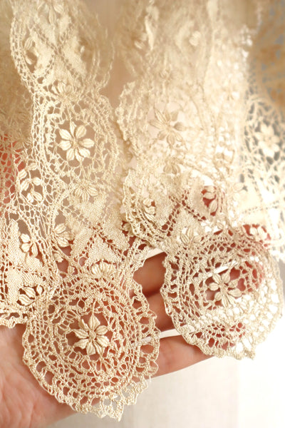 1900s Silk Maltese Lace Shawl