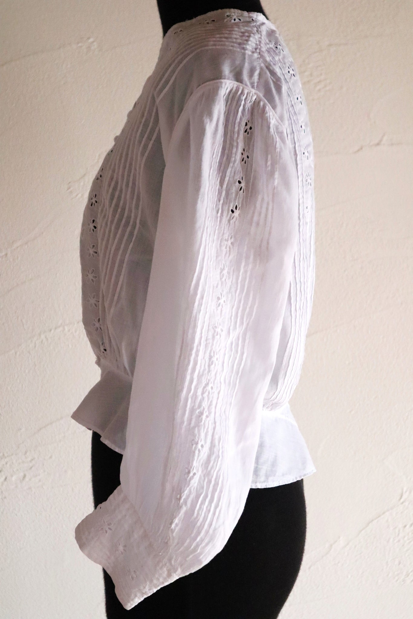 1910s French Cotton Cutwork Embroidered Blouse
