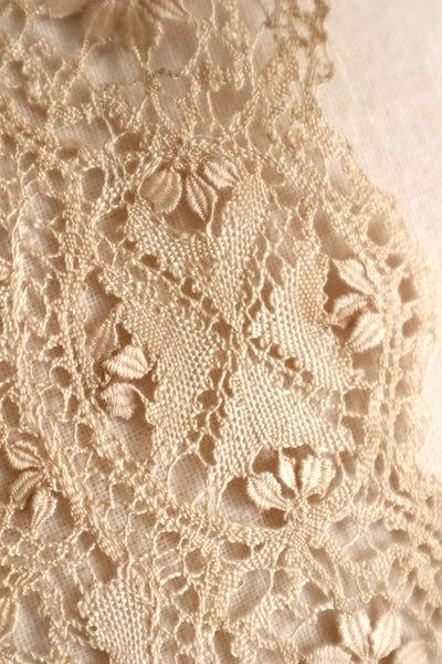1900s Silk Maltese Lace Shawl