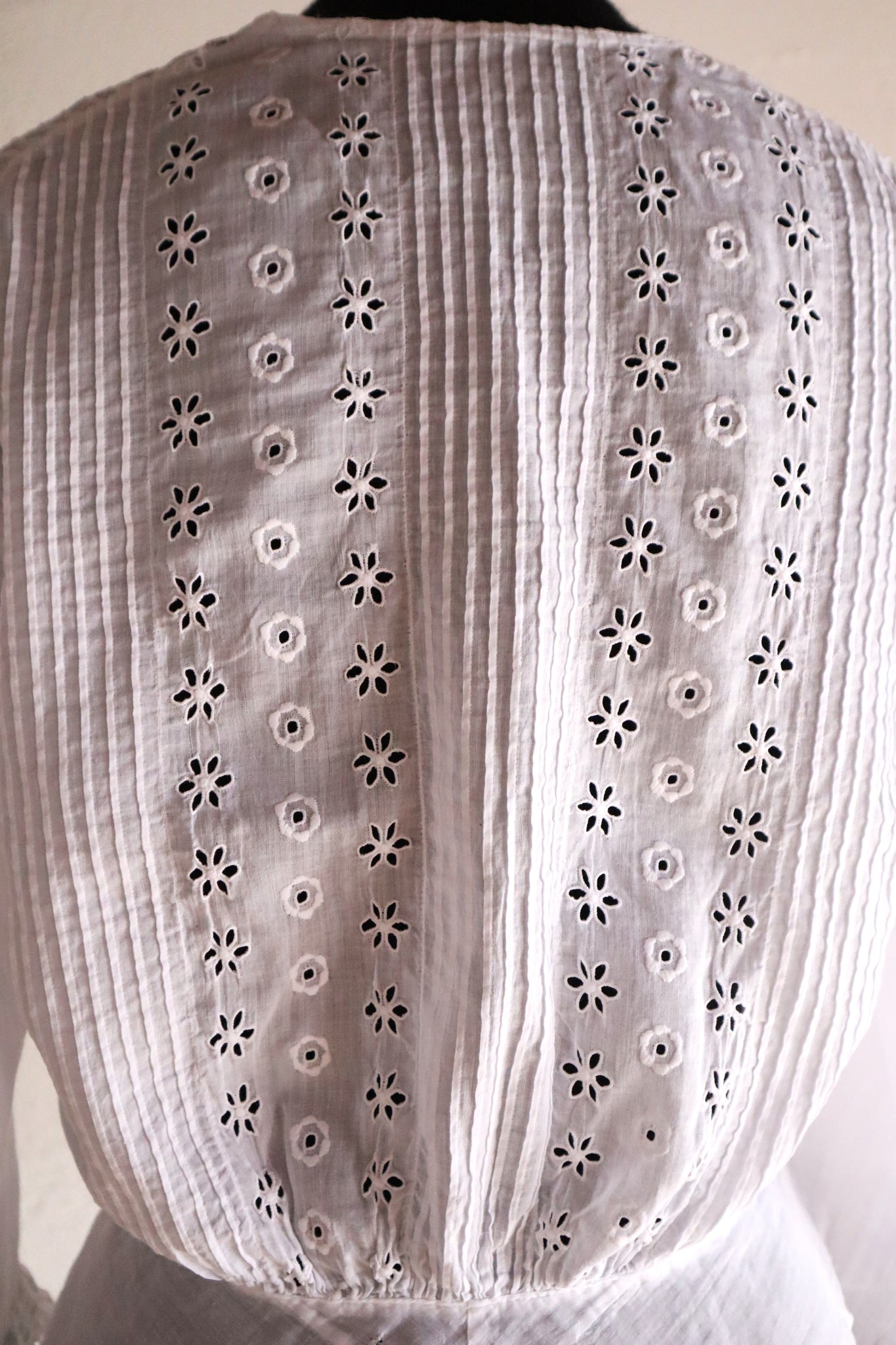 1910s French Cotton Cutwork Embroidered Blouse