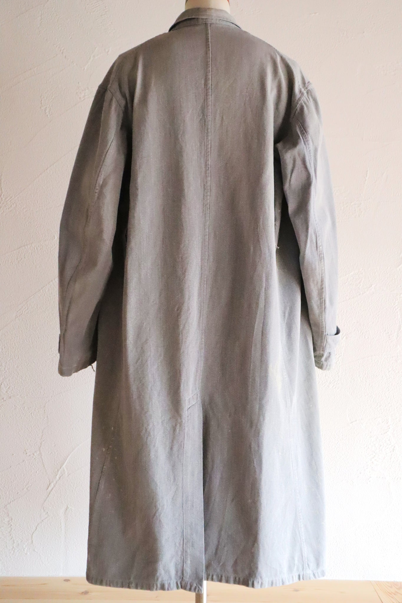 1960s French Grey Cotton Atelier Coat