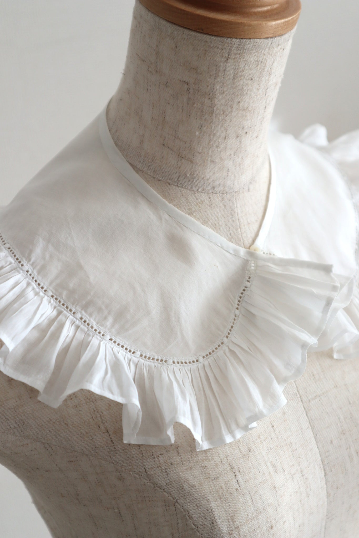 1900s French Cotton Batiste Collar
