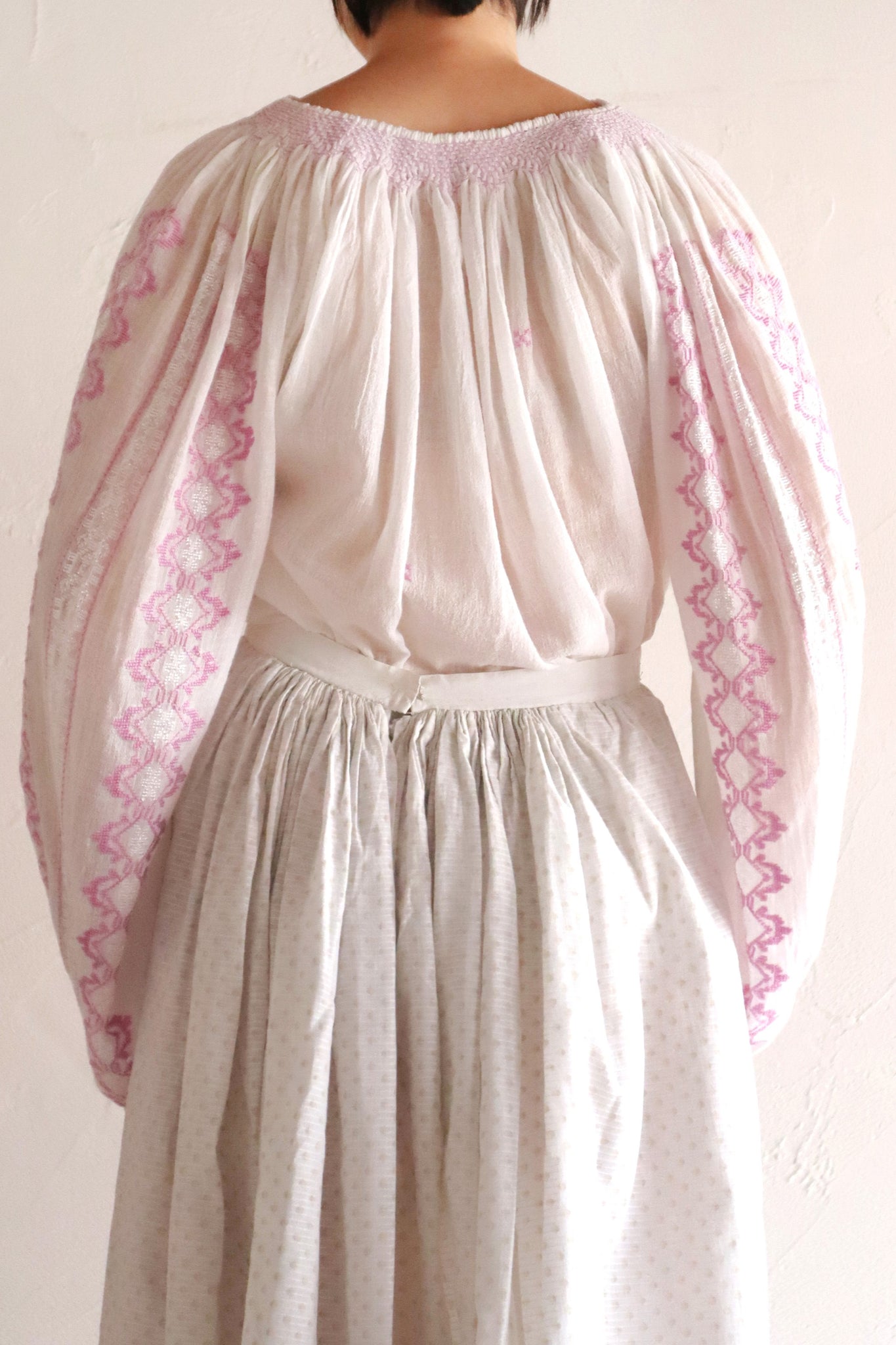 70s Embroidery Romanian Blouse Pink