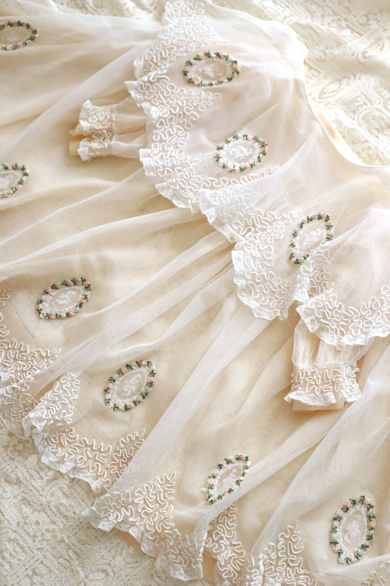 1910s French Tulle Lace & Silk Baby Jacket