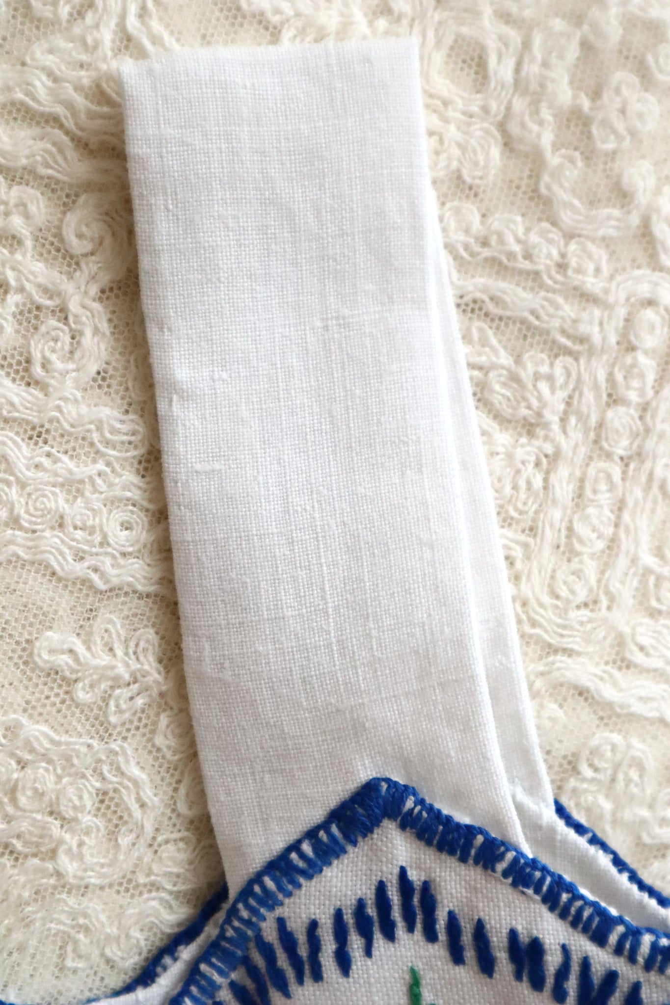 1940s Flower Basket Linen Bag