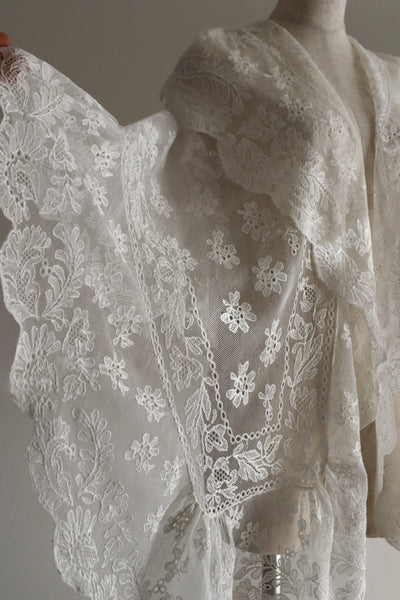 1910s Edwardian Lace Shawl
