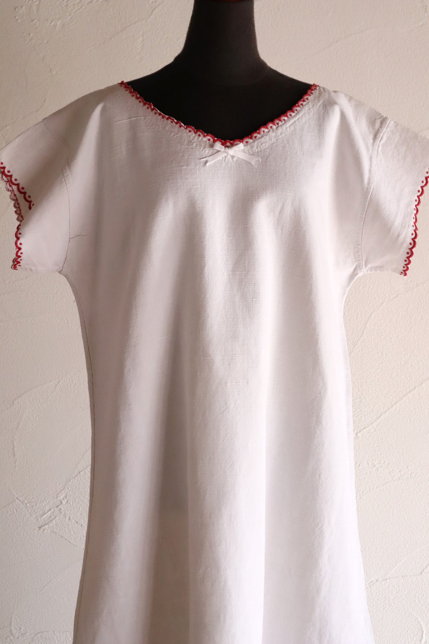 Late 19th Century French Hand-Sewn Linen Dress