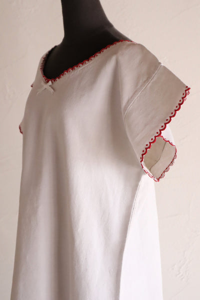 Late 19th Century French Hand-Sewn Linen Dress