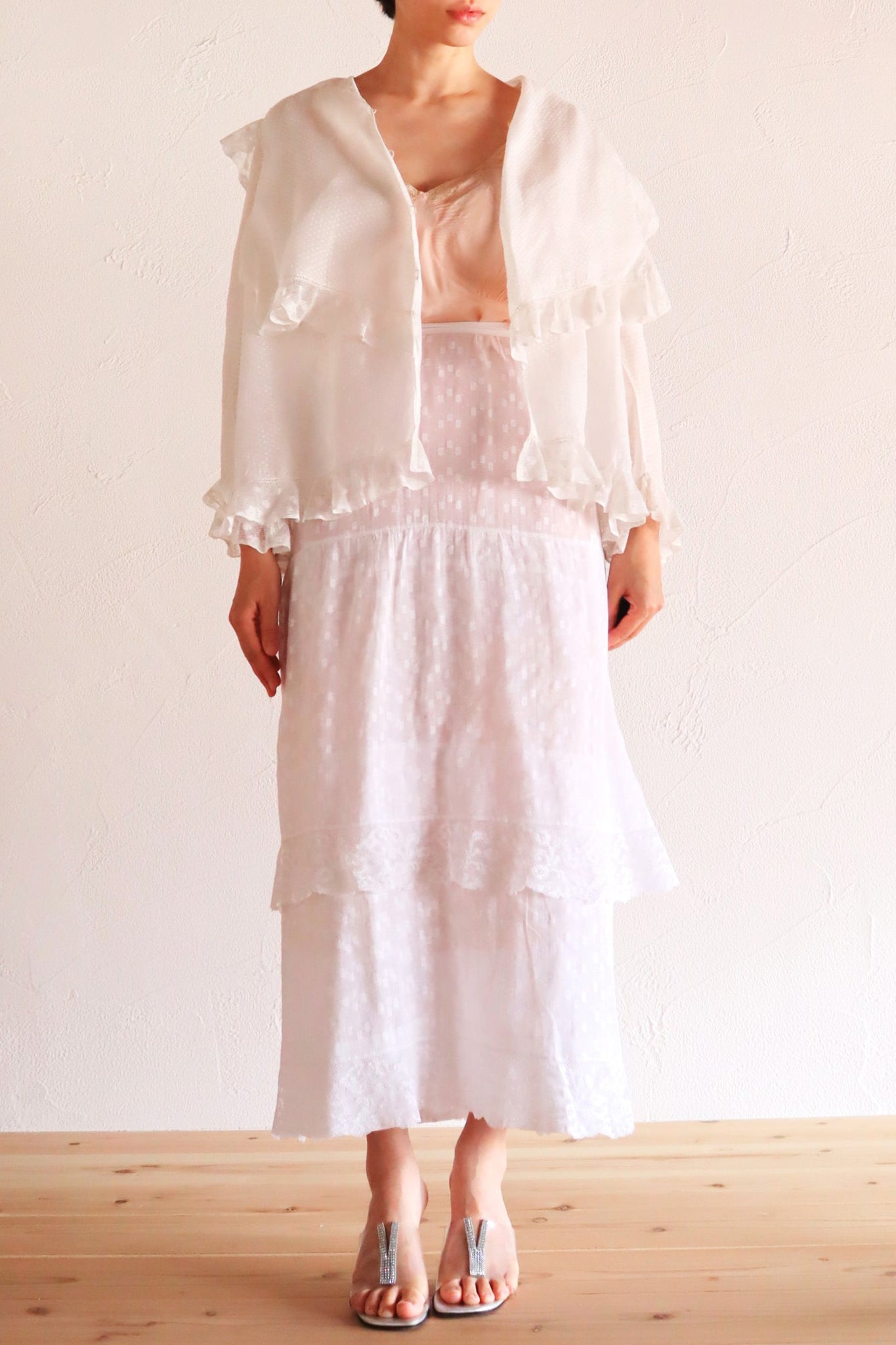 1910s Swiss Dot Big Collar Bed Jacket