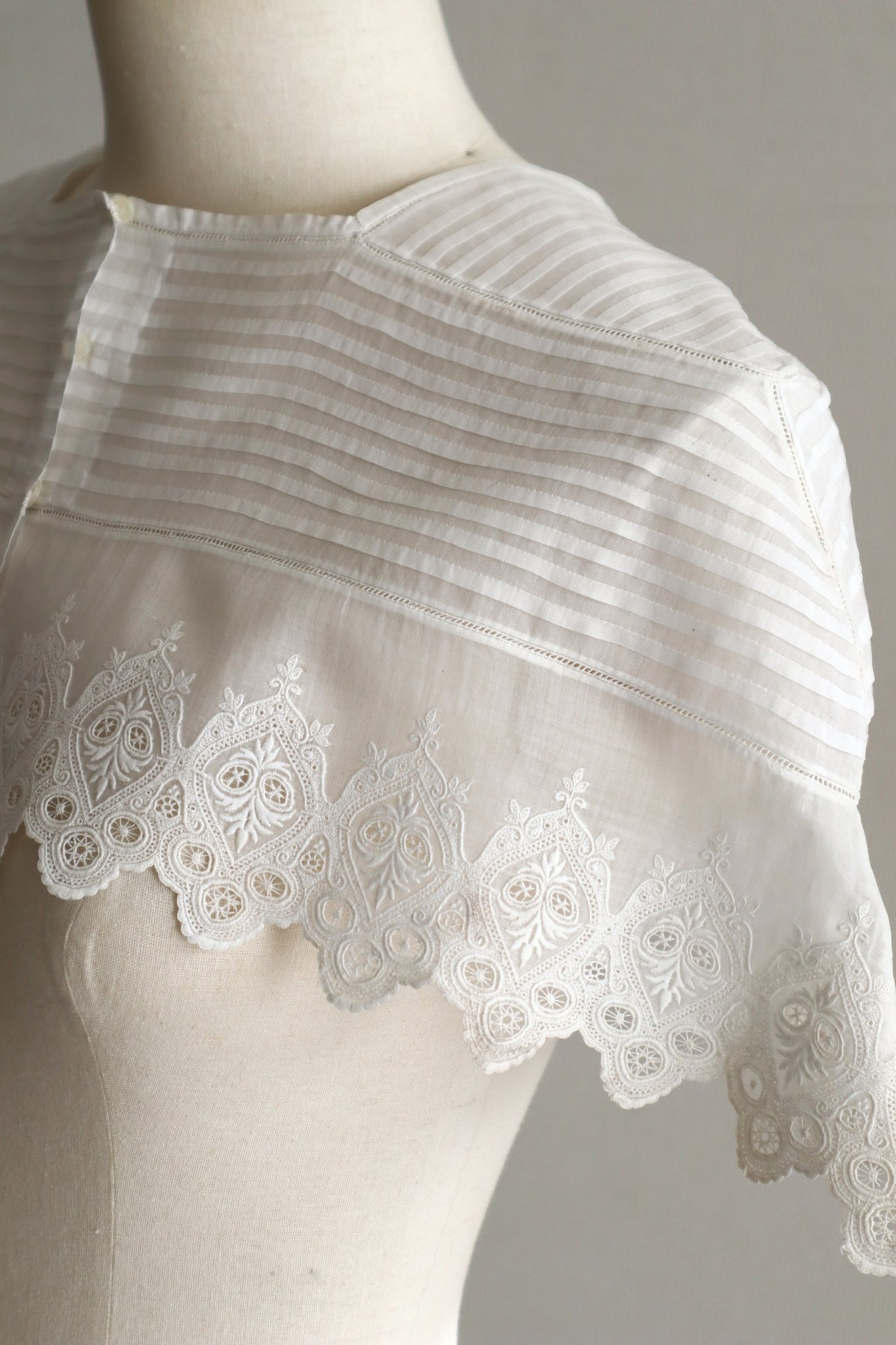 1900s French Broderie Anglaise Capelet