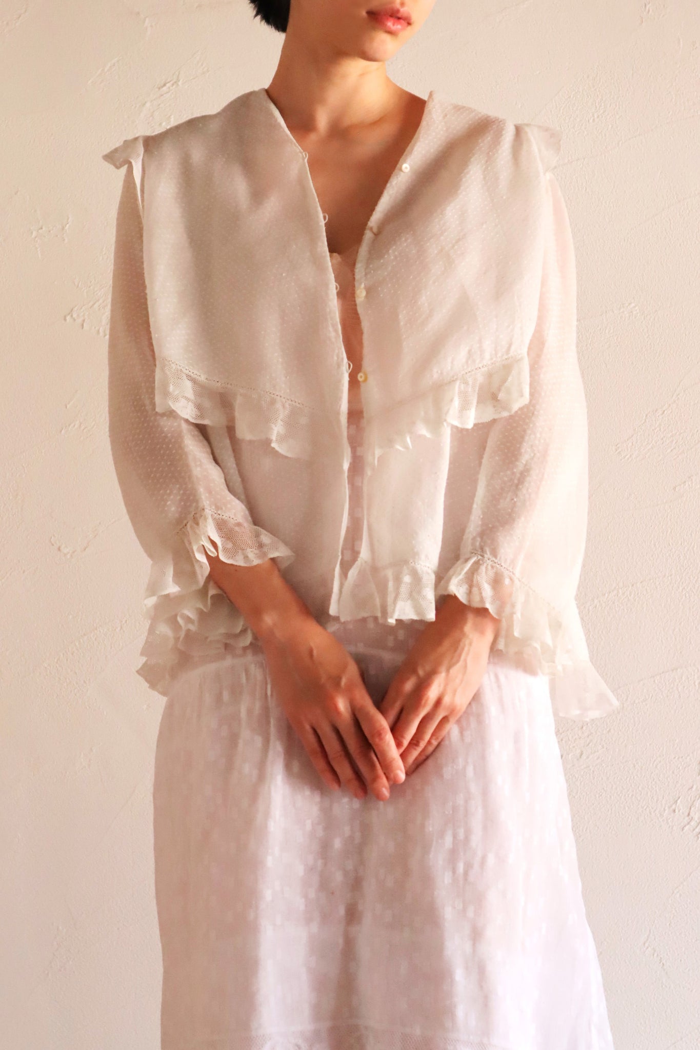 1910s Swiss Dot Big Collar Bed Jacket