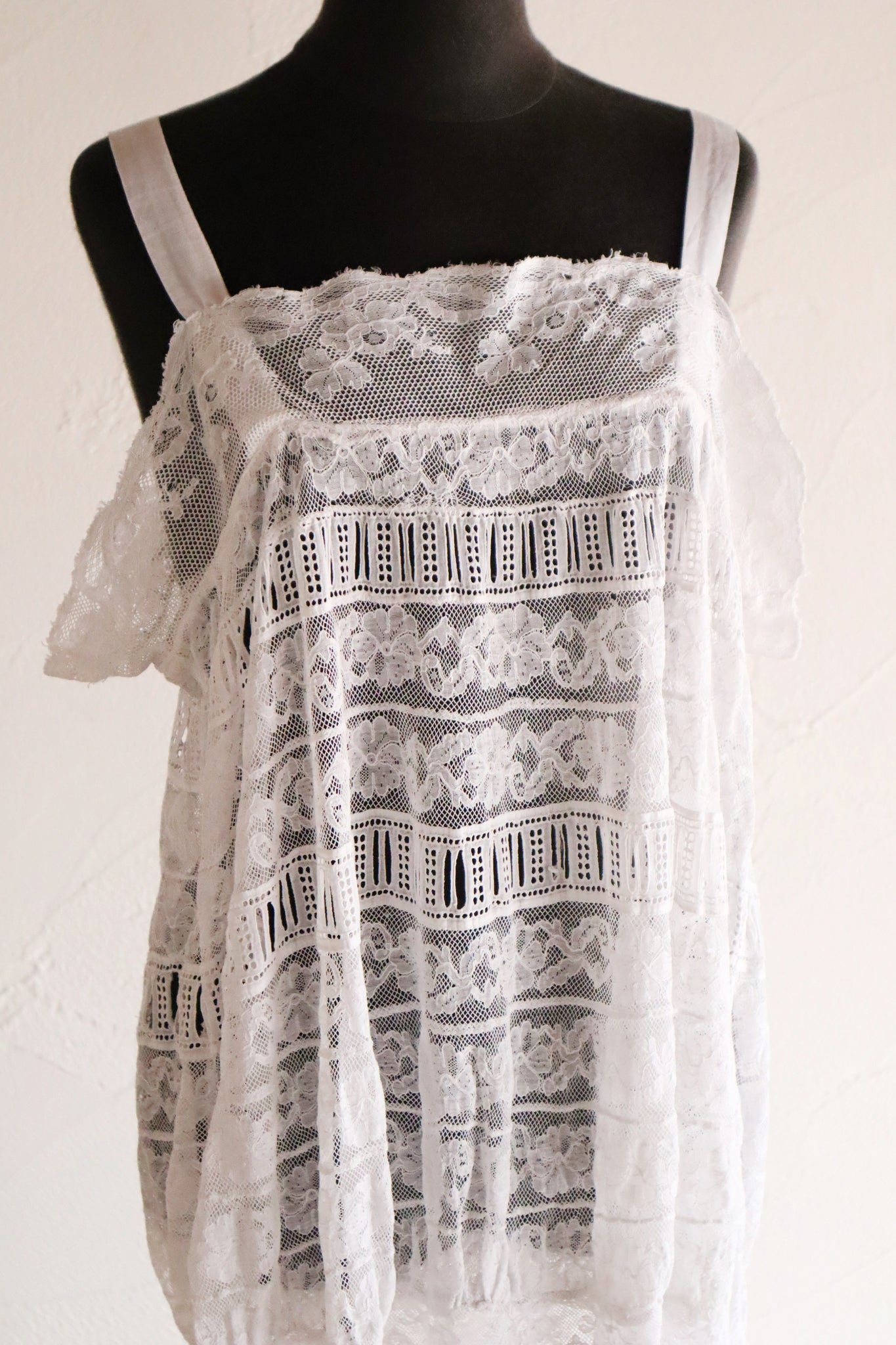 1910s French Valenciennes Lace Cotton Lawn Dress