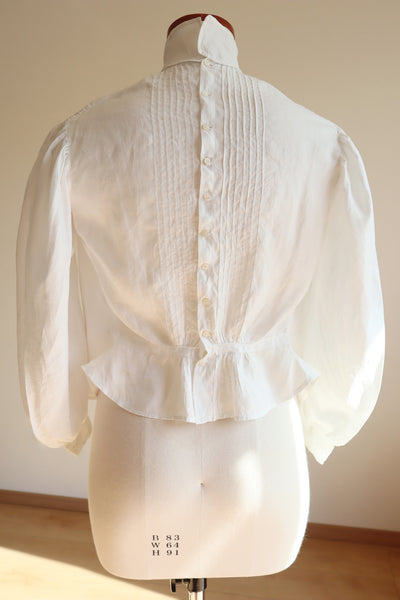 1900s Hand Embroidery Linen Blouse