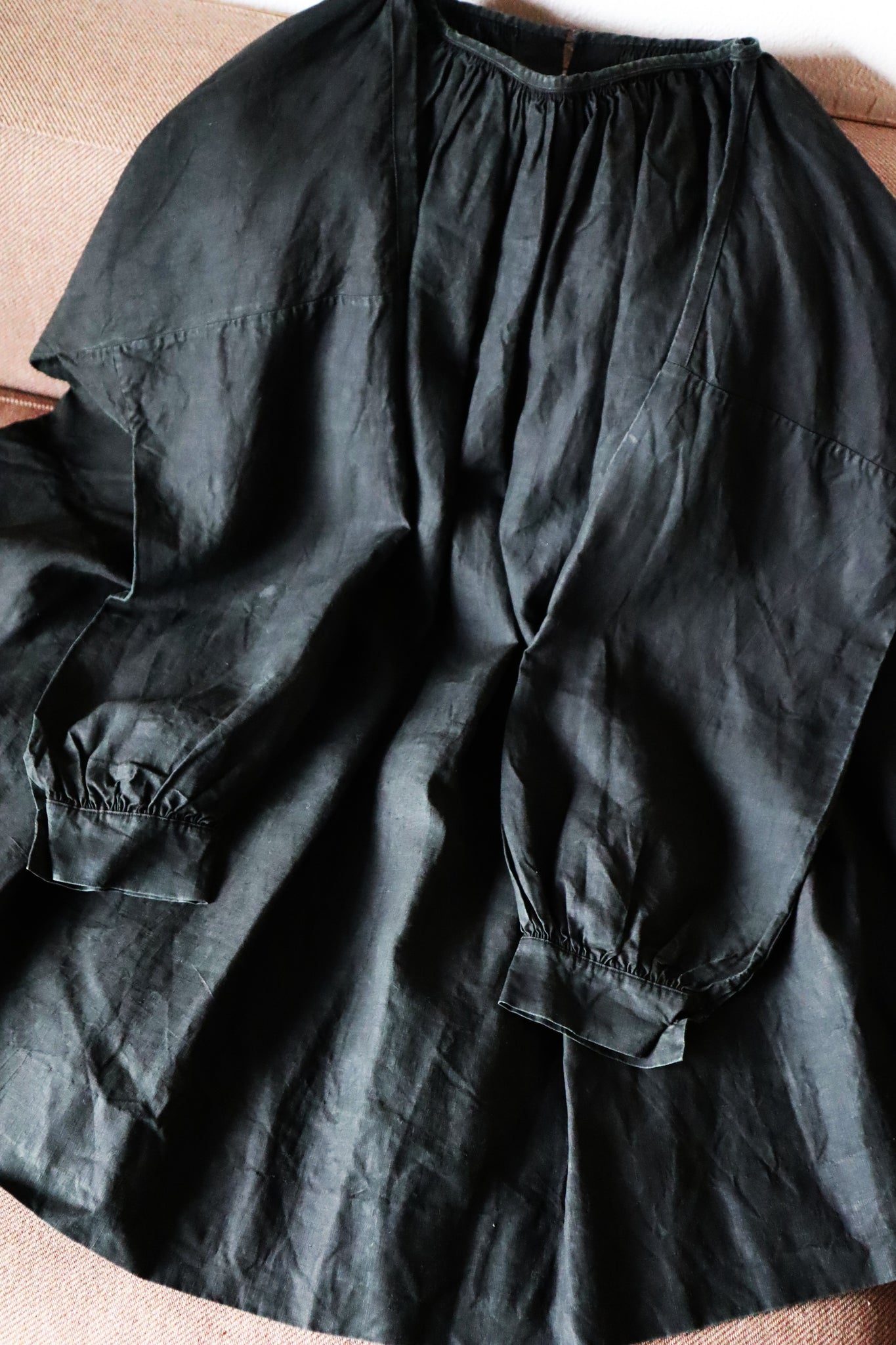 Early 1900s French Black Indigo Linen Biaude