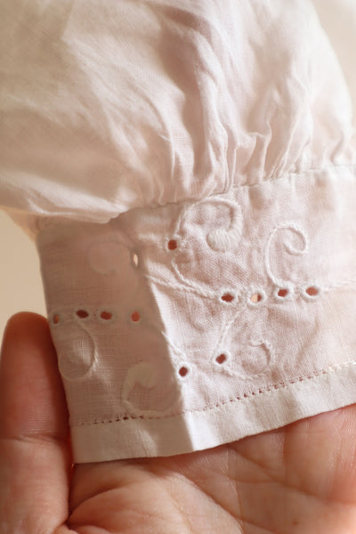 1900s Hand Embroidery Linen Blouse