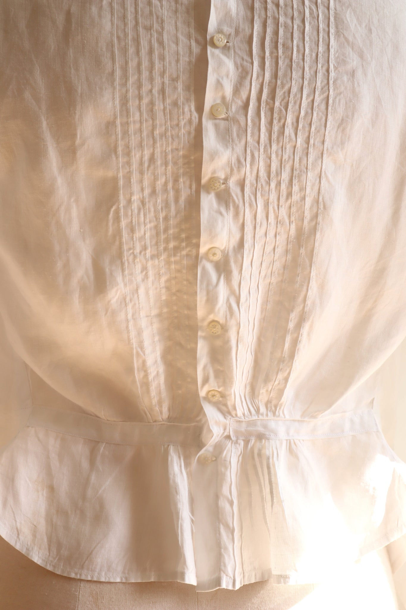 1900s Hand Embroidery Linen Blouse