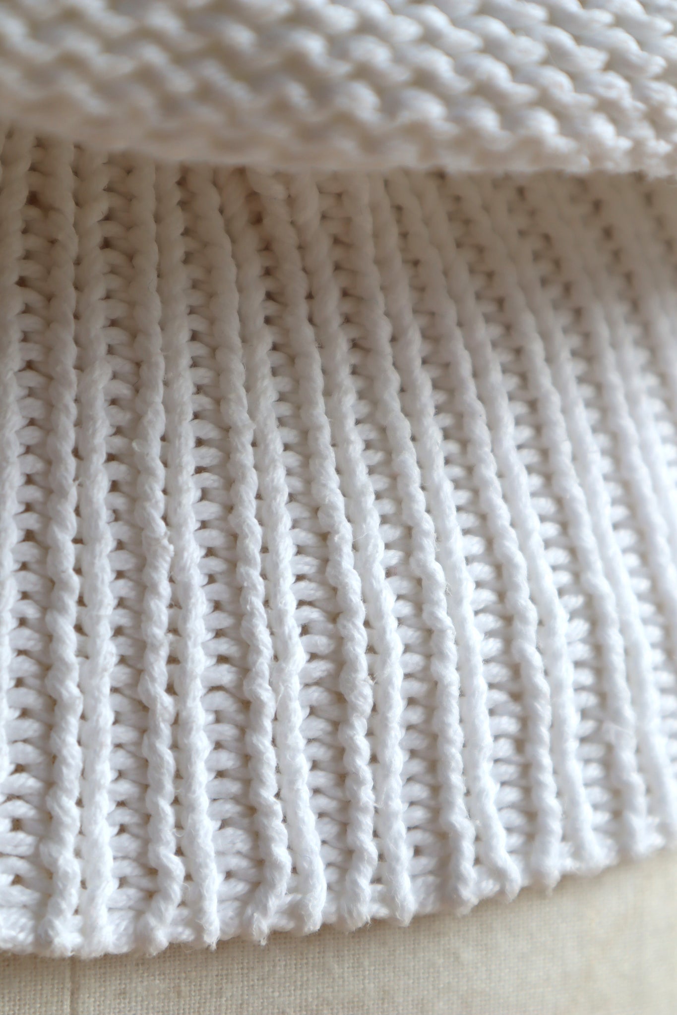 80s Hand Knit White Cotton Cardigan