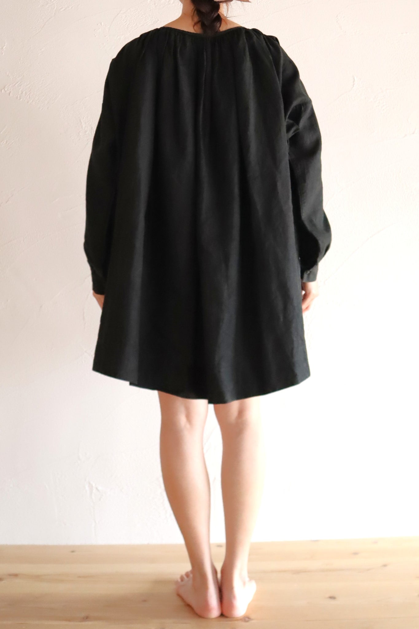 Early 1900s French Black Indigo Linen Biaude