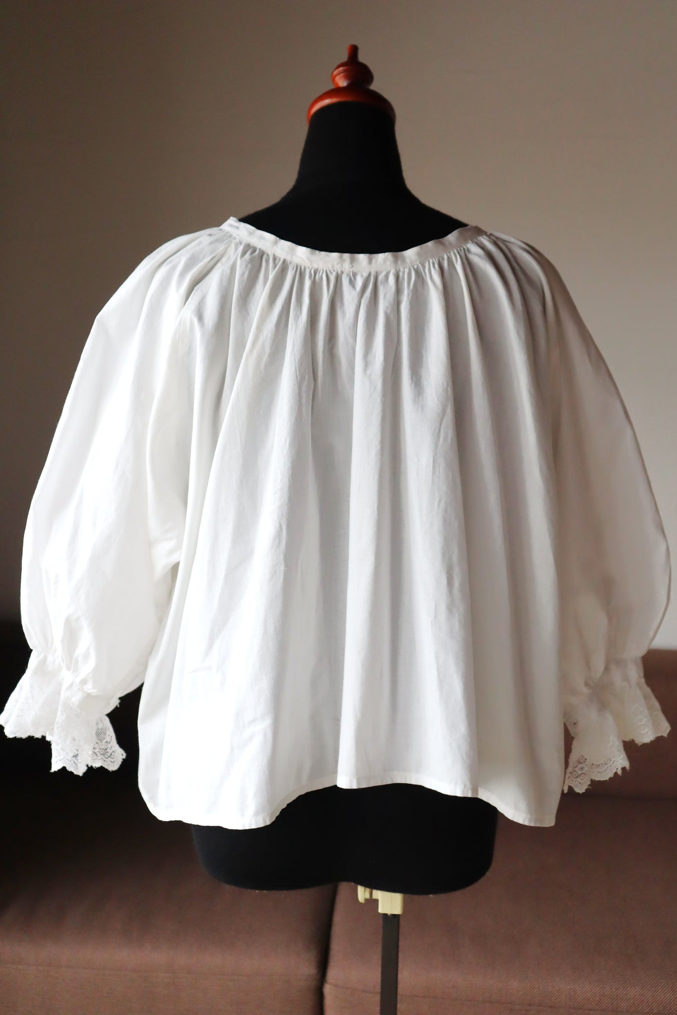 1970s Ukrainian Balloon Sleeve Blouse