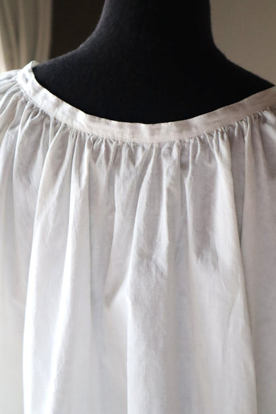 1970s Ukrainian Balloon Sleeve Blouse