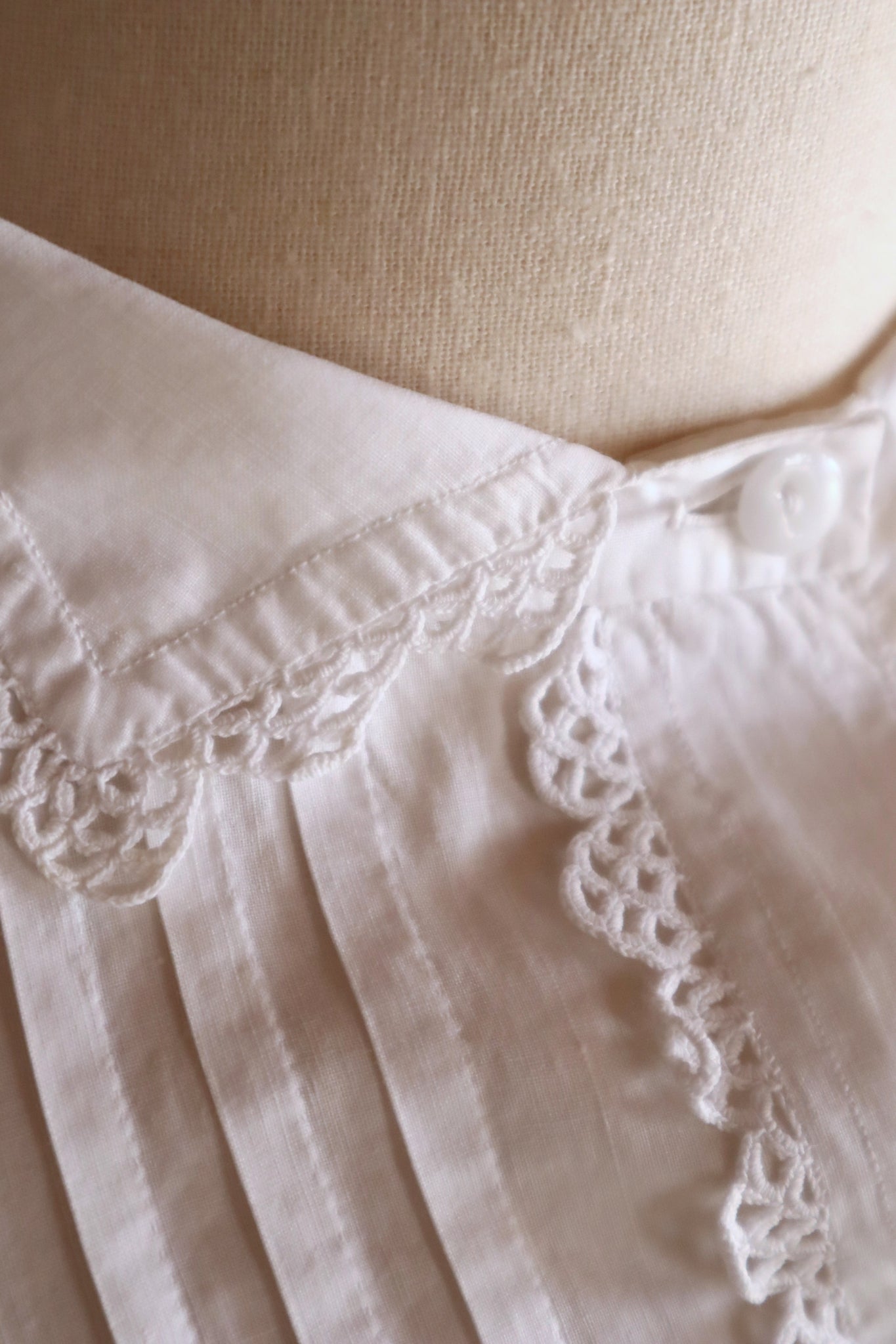1910s French Back Tac Blouse