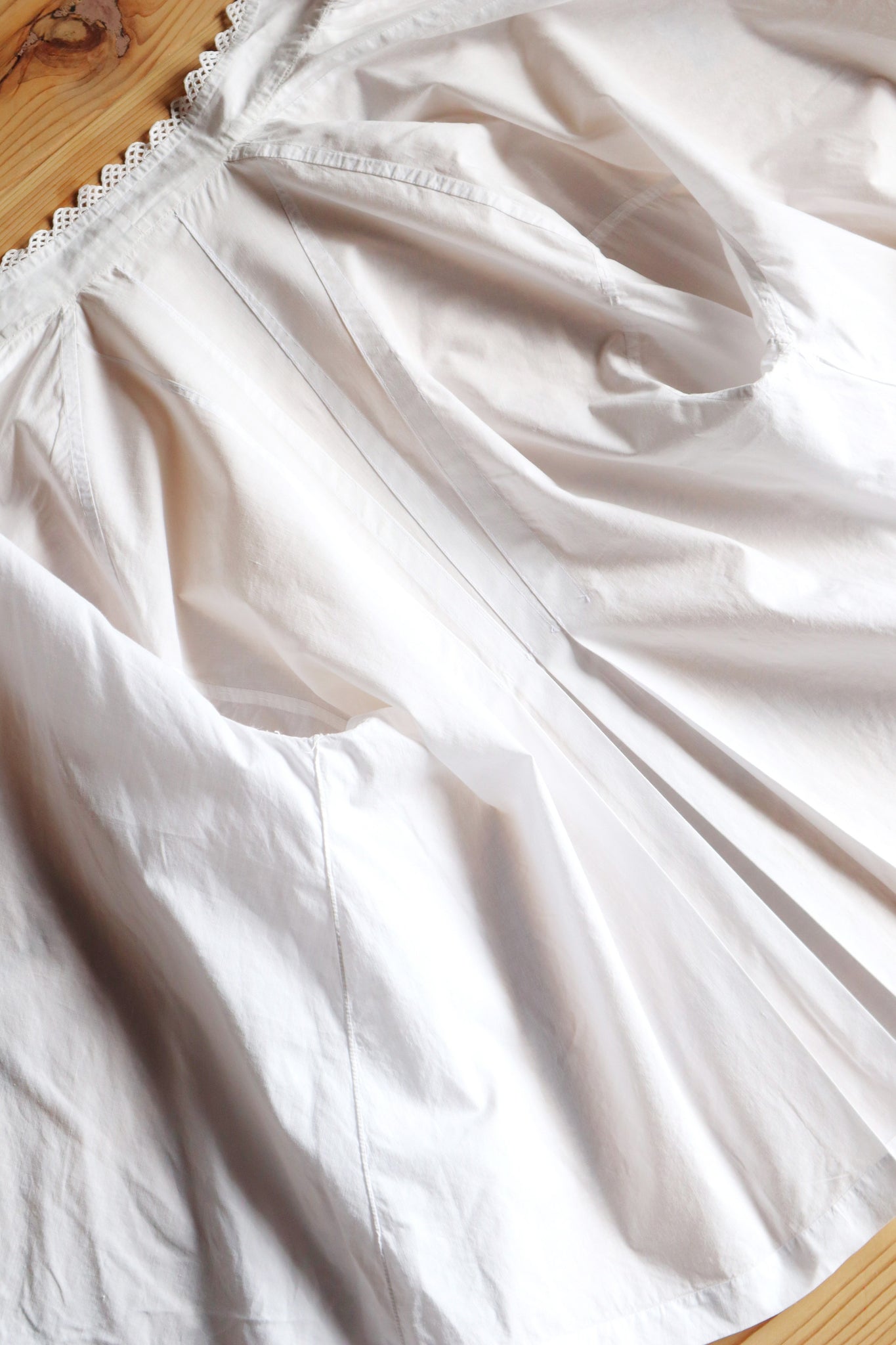 1910s French Back Tac Blouse