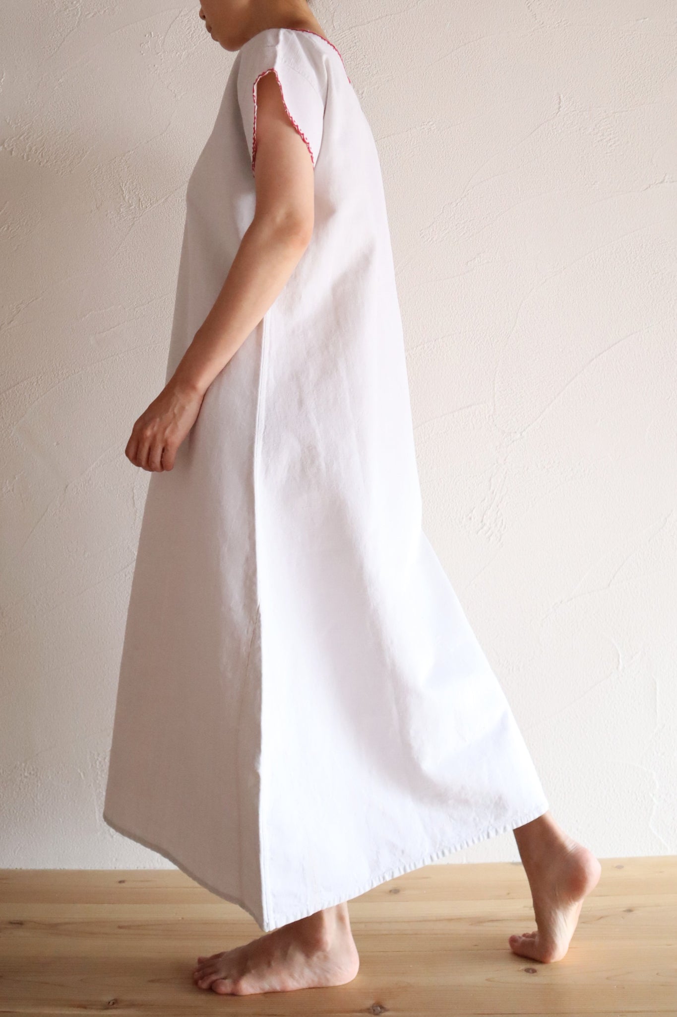 Late 19th Century French Hand-Sewn Linen Dress