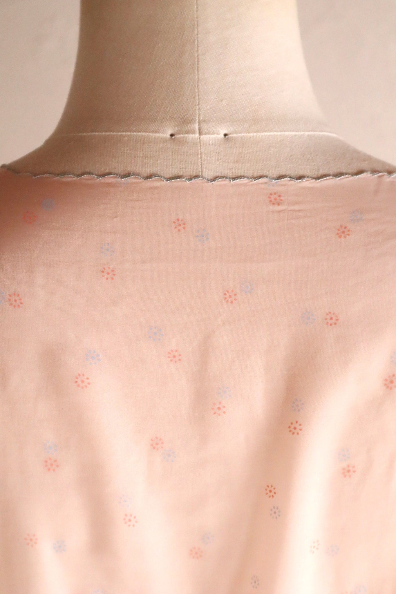 1940s Pale Pink Dress