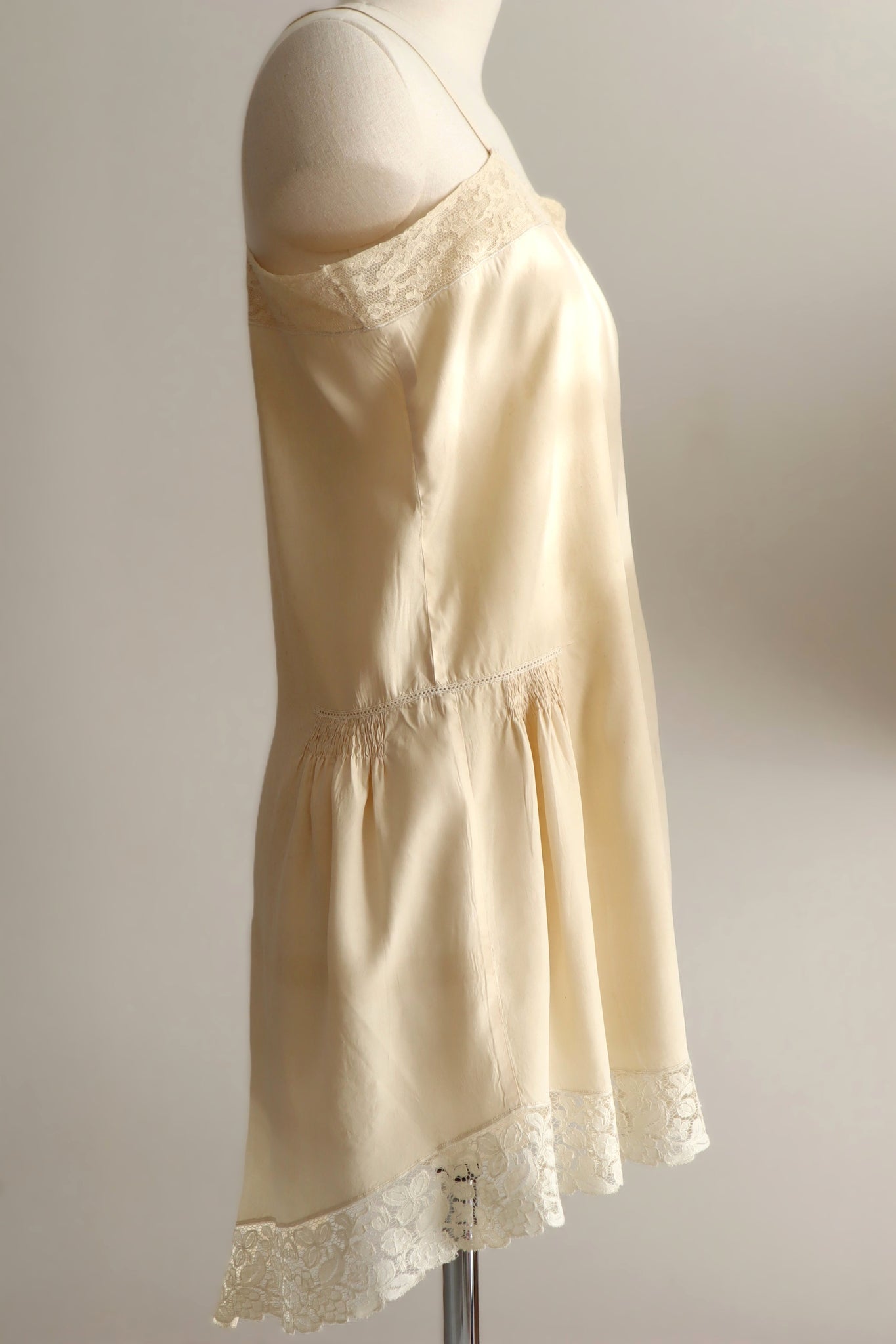 1920s~1930s French Silk Step In