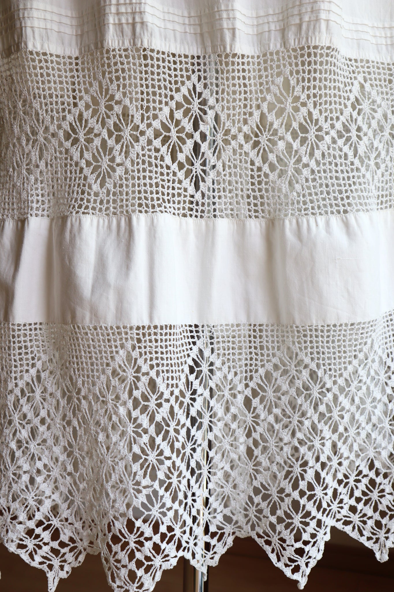 1900s Hand Crochet Lace Cotton Skirt